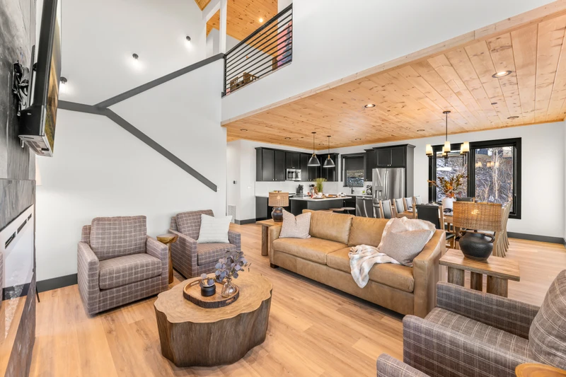 Wild Lodge