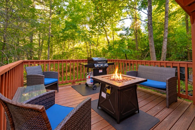 Dogwood Hideaway